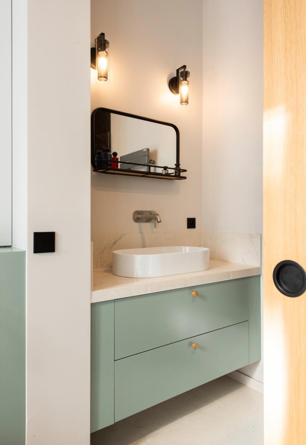Green bathroom