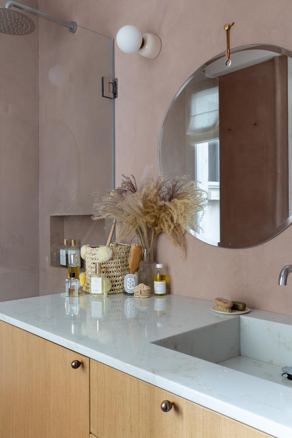 Polished concrete bathroom