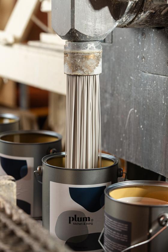 Manufacture of Plum Living paint in the Ressource workshops