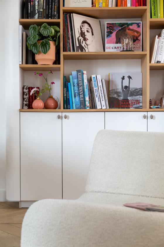 Retro bookcase