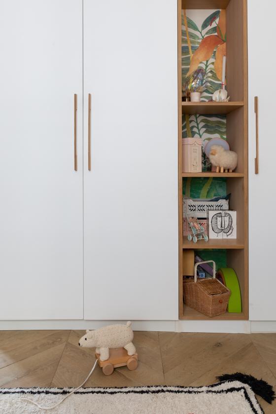 White wardrobe