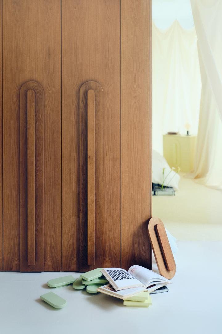 Pilule L by Pauline Borgia