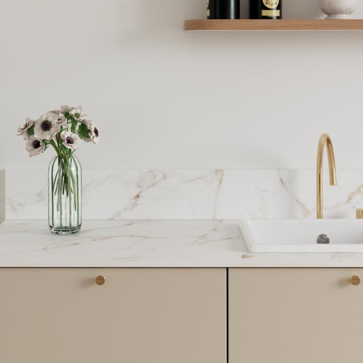 Backsplash Gold Marble