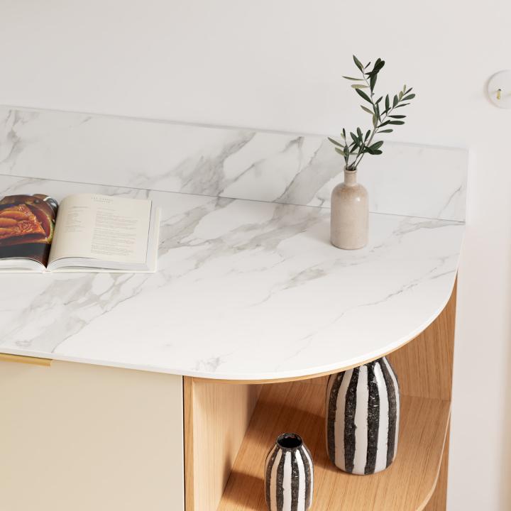 Calacatta Marble Curved