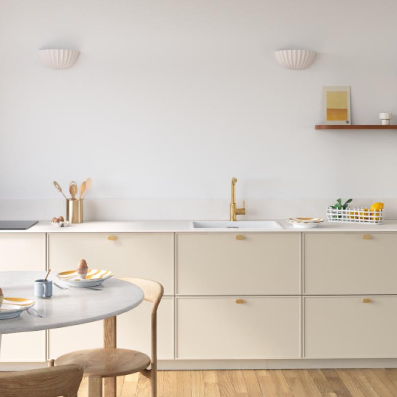 Curved floating shelf