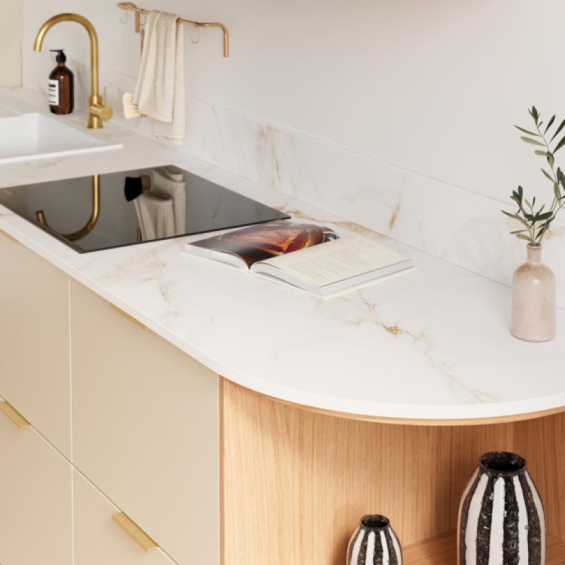 Arbeitsplatte Curved Marmor Gold