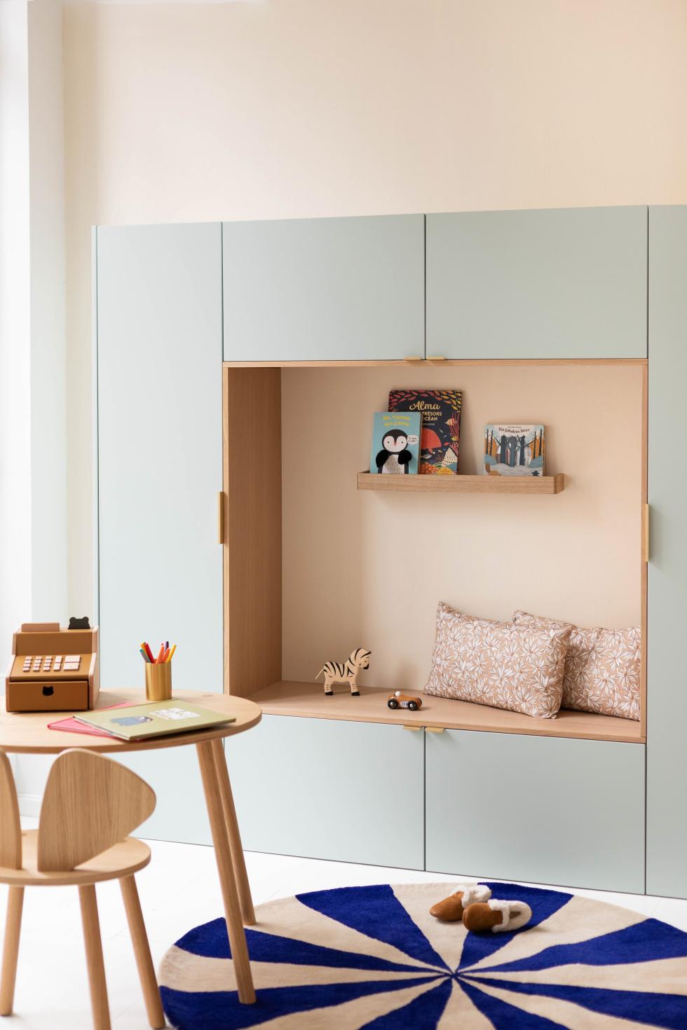 Projekt Plum Living realisiert mit Fronten aus Mattlack Amandier grisé
